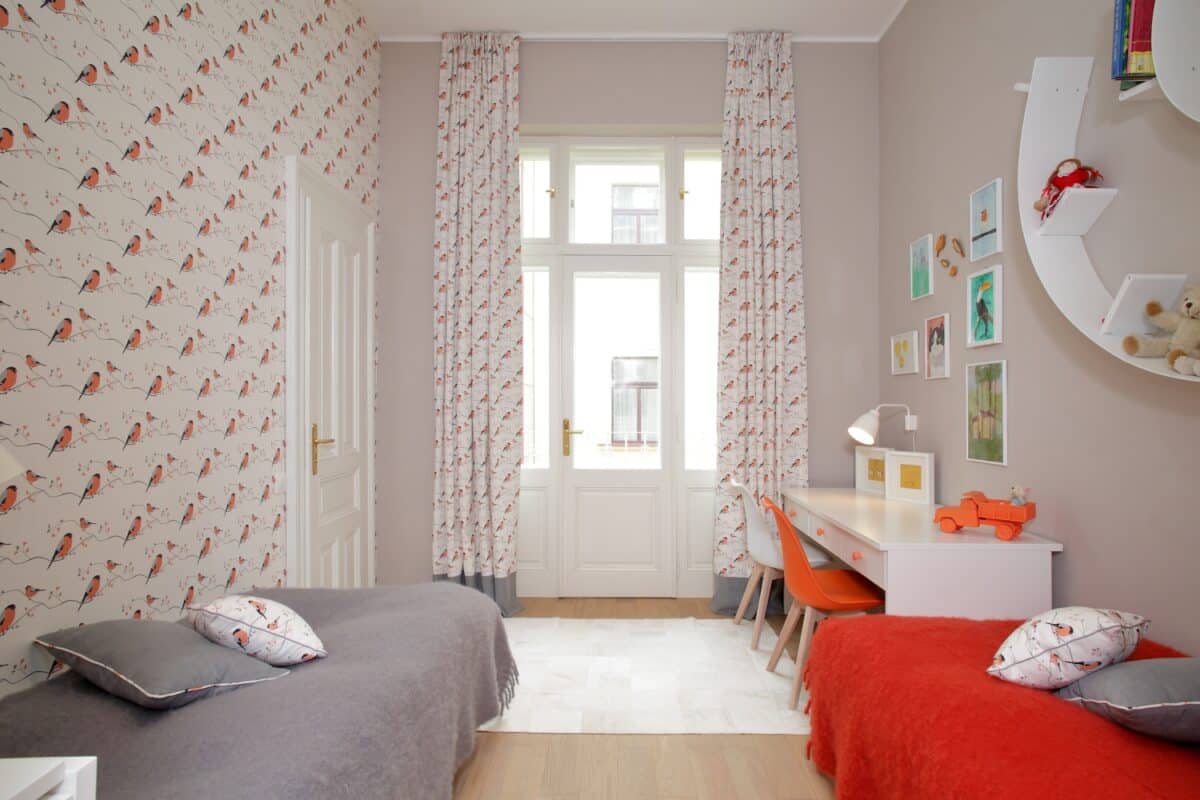luxury bird wallpaper for bedrooms, bullfinch wallpaper and matching curtains