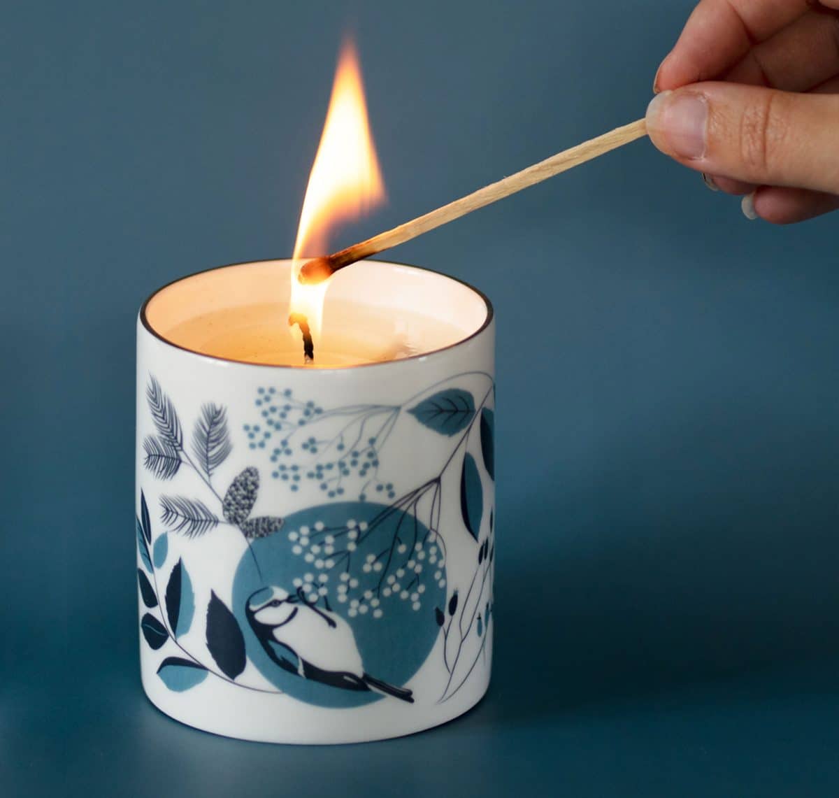 Luxury Ceramic Scented Candle Gifts Handmade UK Luxury Candles Reusable British Wilflowers English Yellow Bee Buttercup Designer Floral Butterfly Flowers Vegan Coconut Wax Lorna Syson