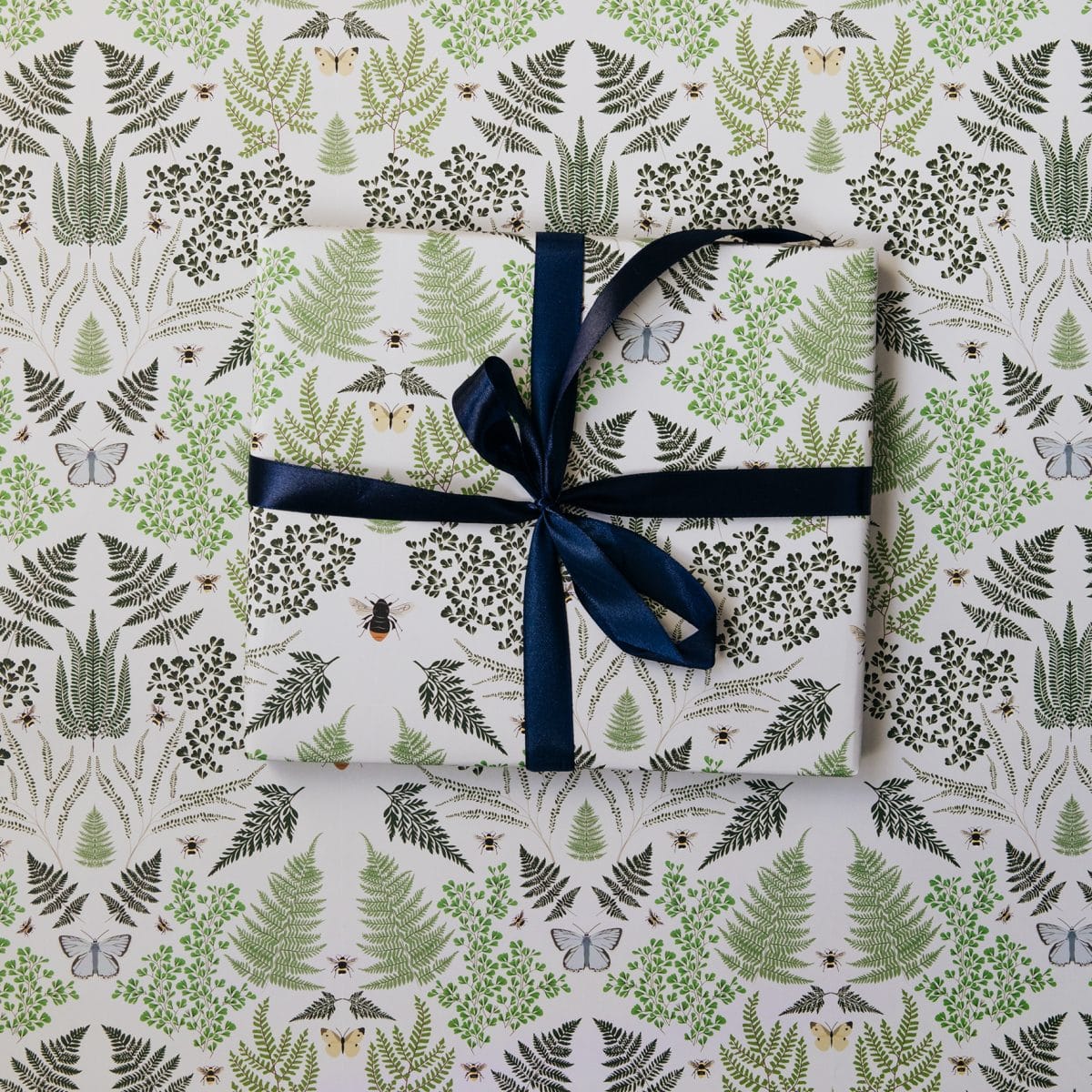 wrapping paper, luxury wrapping paper, gift wrap, plastic free, paper from an FSC-certified supplier, enviromentally friendly, sustainable, birthday paper, birthday wrapping paper. gifts, RSPB, bird design wildlife wrapping paper ferns